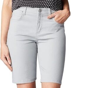 Lee Relaxed Fit Mid Rise Bermuda Alloy shorts. NWT Sz-18M C20